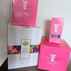 Pink Zebra Soaks Diffuser Set - Pink